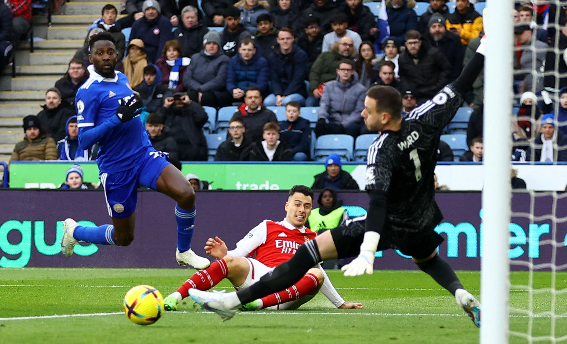 完美地融入 完美地融入